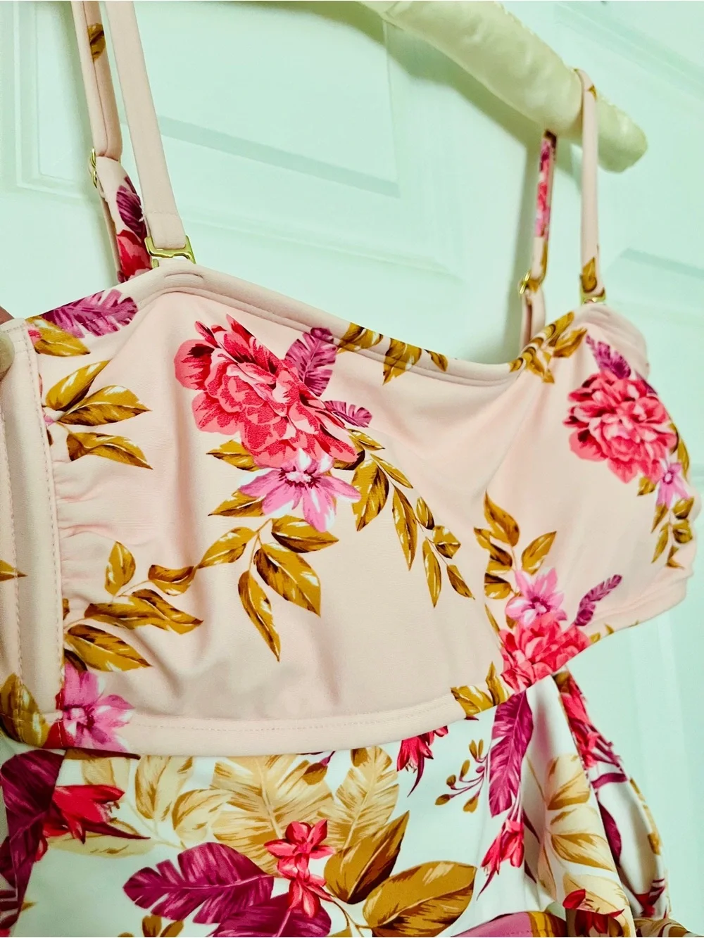 NWT Kona Sol Floral Pink Cut Out One-Piece Swimsuit Size Medium